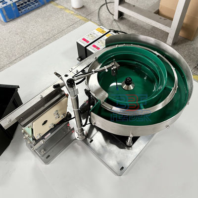 ROHS Vibratory Bowl Feeder Couverture de poussière Hopper Vibrating Feeder personnalisé